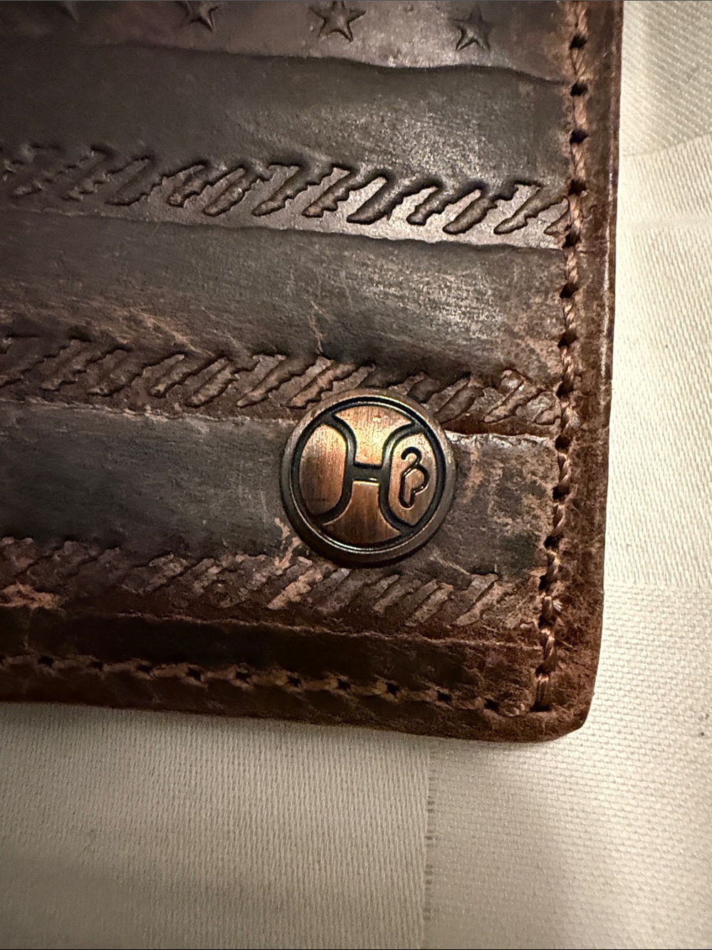 Hooey Brown Leather Money Clip Bi-Fold Wallet - Picture 11 of 13